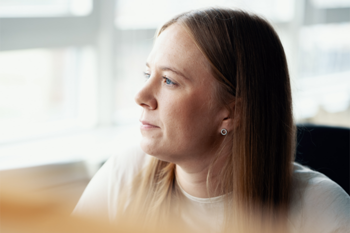 Woman looking to the left